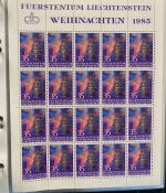 LIECHTENSTEIN Kleinbogen Sammlung 1977-1989 postfrisch - in 4 ETB-Alben
