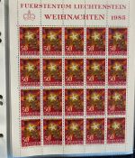 LIECHTENSTEIN Kleinbogen Sammlung 1977-1989 postfrisch - in 4 ETB-Alben