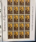 LIECHTENSTEIN Kleinbogen Sammlung 1977-1989 postfrisch - in 4 ETB-Alben