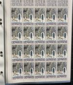 LIECHTENSTEIN Kleinbogen Sammlung 1977-1989 postfrisch - in 4 ETB-Alben