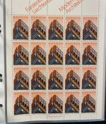 LIECHTENSTEIN Kleinbogen Sammlung 1977-1989 postfrisch - in 4 ETB-Alben