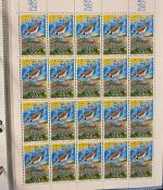 LIECHTENSTEIN Kleinbogen Sammlung 1977-1989 postfrisch - in 4 ETB-Alben