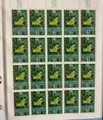 LIECHTENSTEIN Kleinbogen Sammlung 1977-1989 postfrisch - in 4 ETB-Alben