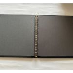 2 x Lindner Ringbinder, 18-Ringe, Blau genarbt, Schwarz wattiert, gebraucht