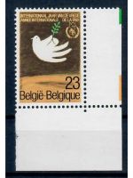 Belgien, Posten 21, postfrisch, komplette Sätze u. Marken, Michel über 25,- Euro