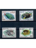 Belgien, Posten 28, postfrisch, komplette Sätze u. Marken, Michel über 25,- Euro
