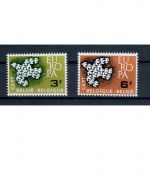 Belgien, Posten 9, postfrisch, komplette Sätze u. Marken, Michel über 25,- Euro
