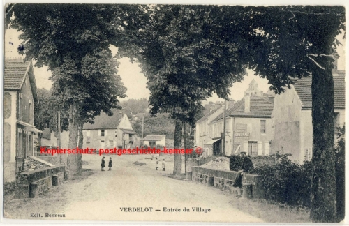 Frankreich - Verdelot Dep. Seine-et-Marne Entree du Village sw-AK/Feldpost 1914