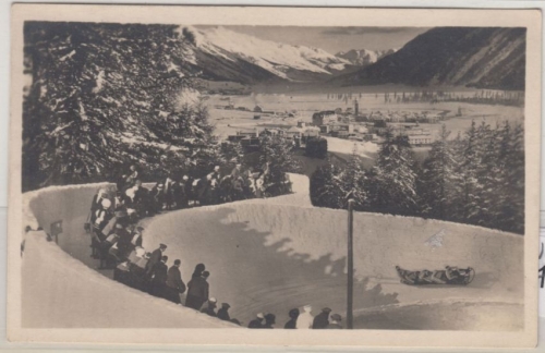 Schweiz - St. Moritz Bobbahn, große Kurve - sw-Fotokarte, gelaufen 1925