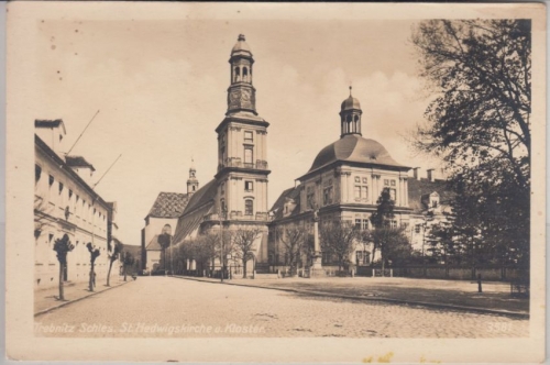Schlesien - Trebnitz St. Hedwigskirche u. Kloster sw-Fotokarte ca. 1930/35