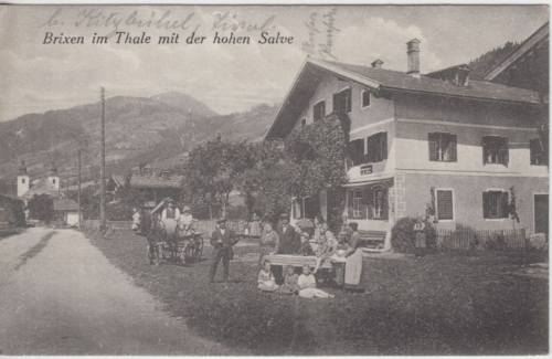 Österreich - Brixen im Thale sw-AK Straßen-/Gebäudeansicht ungelaufen 1926