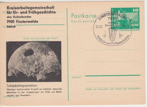 DDR - Finsterwalde 1982 10 Pfg. Ganzsache m. priv. Zudruck "Schädeltrepanation"