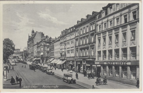 Saarland - Saarbrücken Reichsstraße sw-Fotokarte Geschäfte Autos gelaufen 1939