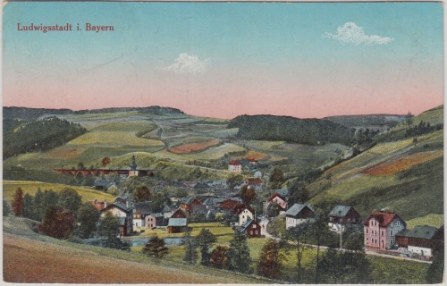 Bayern - Ludwigsstadt Ortsansicht farb. AK gelaufen Bahnpost Nbg Saalfeld 1920