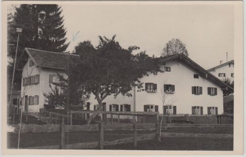 Bayern - Lechbruck Haus Pult private sw-Fotokarte ca. 1950 ungelaufen