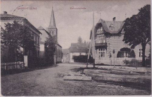 NRW - Gemünd (Eifel) Bahnhofstraße sw-AK gelaufen 1912