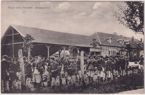 Hessen - Messel Schiessplatz Gaststätte Soldaten sw-AK gelaufen 1911