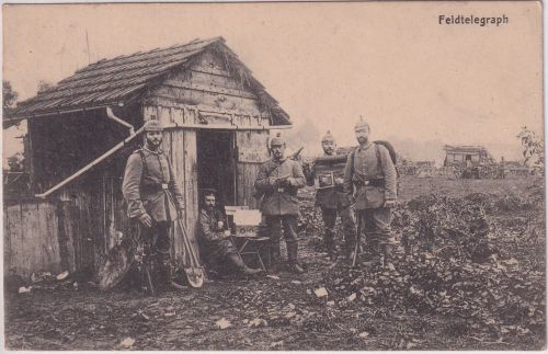 DR - Feldtelegraph Bretterbude mit Soldaten sw-AK/Feldpost Frankreich 1917