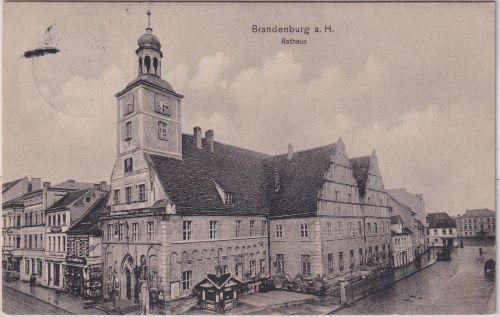 Brandenburg - Brandenburg a/H. Rathaus sw-AK gelaufen 1912