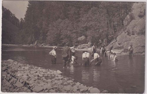 Bayern - Nesselwang Fischfang i.d. Wertach sw-Foto-AK gelaufen 1911