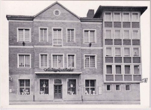 NRW - Dinslaken Adler-Apotheke sw-AK ungelaufen ca. 1960