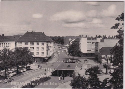 NRW - Dinslaken Partie a.d. Bahnstraße sw-AK ungelaufen ca. 1960