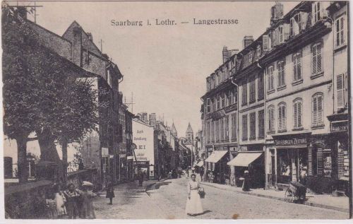 Lothringen - Saarburg Langestraße sw-AK gelaufen/Feldpost 1917