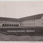 BRD - 10 Pfg. Dunant sw-AK Schulhaus-Neubau Löchgau Besigheim - Esslingen 1953