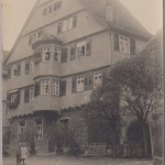 Württemberg - Kirchheim a. Neckar, priv. sw-Fotokarte (Hausansicht) ca. 1920