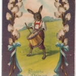 Ostern - "Fröhliche Ostern", farb. Prägekarte (trommelnder Hase), gelaufen 1905