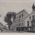 Bayern - Arnstorf Straßenansicht m. Rathaus, sw-AK gelaufen 1949