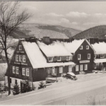 Hessen - Schwalefeld Pension Berghaus Püttmann, sw-Fotokarte gelaufen 1972