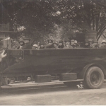 Baden-Württemberg - Baden-Baden Fahrt a.d. Feldberg sw-Fotokarte Kabrio-Bus 1927