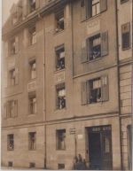 Bayern - Nürnberg Gertrudstraße 13 Hausansicht priv. sw-Fotokarte gelaufen 1913