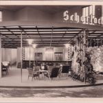 Berlin - Messestand Scharlachberg Meisterbrand sw-Foto-AK gelaufen 1954