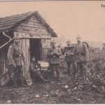 DR - Feldtelegraph Bretterbude mit Soldaten sw-AK/Feldpost Frankreich 1917