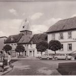 Sachsen-Anhalt - Ballenstedt Breitscheid-Platz Apotheke sw-Foto-AK ca. 1975