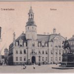 Sachsen - Crimmitschau Rathaus Denkmal Konditorei etc. sw-AK gelaufen 1920