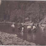Bayern - Nesselwang Fischfang i.d. Wertach sw-Foto-AK gelaufen 1911