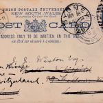 New South Wales - 1 1/2 P. Ganzsachenkarte n. ENGLAND Sydney 1920 Weiterleitung