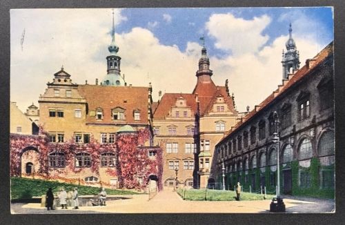 Ansichtskarte Dresden Stallhof im Schloss gelaufen 21.7.1925