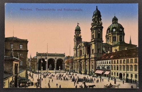 AK München - Theatinerkirche und Feldherrenhalle nicht gelaufen