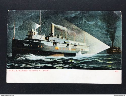 Ansichtskarte Postcard - D. & C. Steamers Passing at night