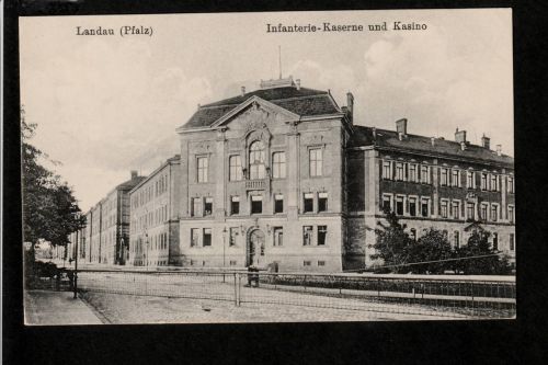 Ansichtskarte Landau - Kaserne / Casino / Kasino / Bahnschranken um 1910