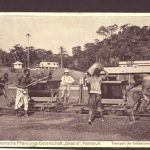 Ansichtskarte Kamerun Transport der Kakaobohnen zur Trockenhalle