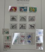 DDR Sammlung Jahrgang 1956 - 1965 gestempelt ohne Block 15+19