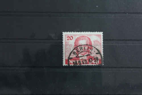 Berlin 62 gestempelt