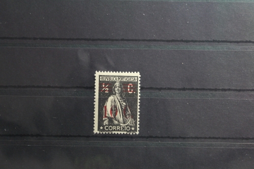 Portugal 475A mit Falz