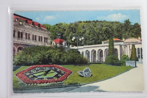 AK Baden bei Wien Kurstadt, Blumenuhr und Trinkhalle gebraucht #PJ654