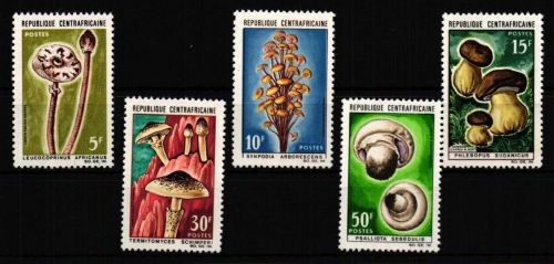 Zentralafrikanische Republik 132-136 postfrisch Pilze #HQ041